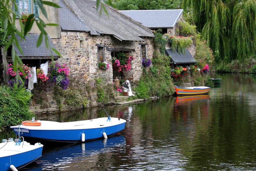 Pourquoi choisir un parc aquatique en Bretagne pour vos vacances ?